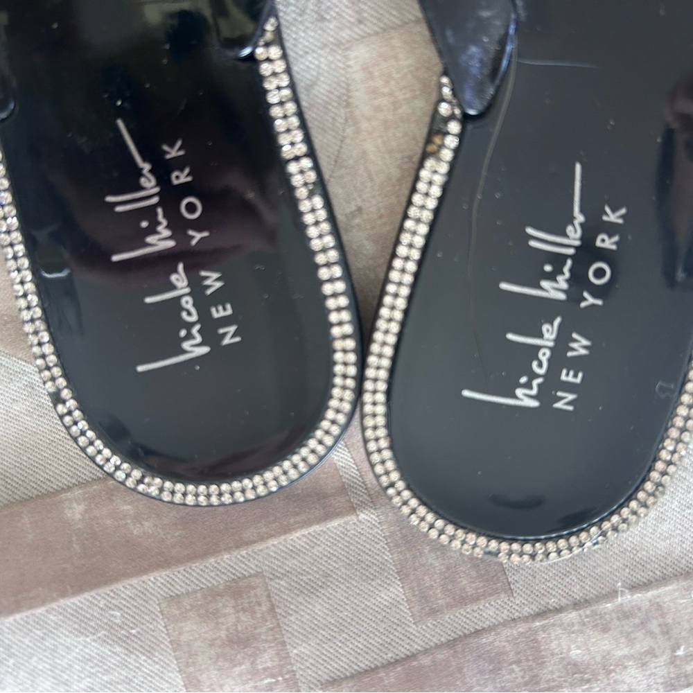 Nicole Miller Fancy Flip-Flops - Picture 3 of 3